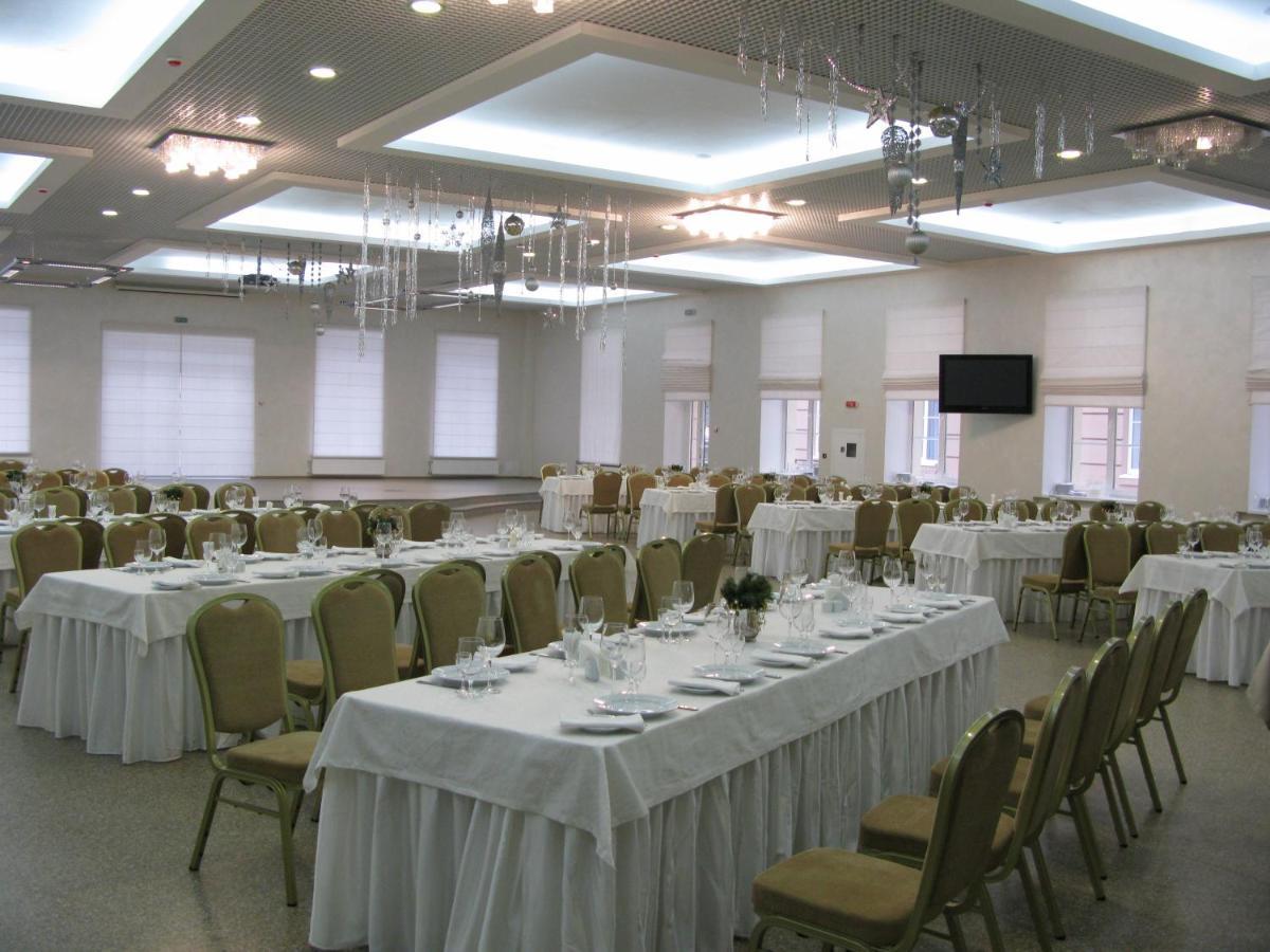 Hôtel Conference Hall Irpin' Extérieur photo